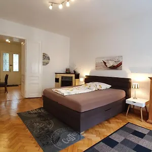 Apartamento Gorgeous Viennese 10 Min To Center, Viena